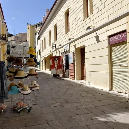 Апартаменты Historic Plaka Афины
