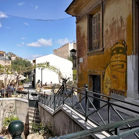 Historic Plaka Апартаменты